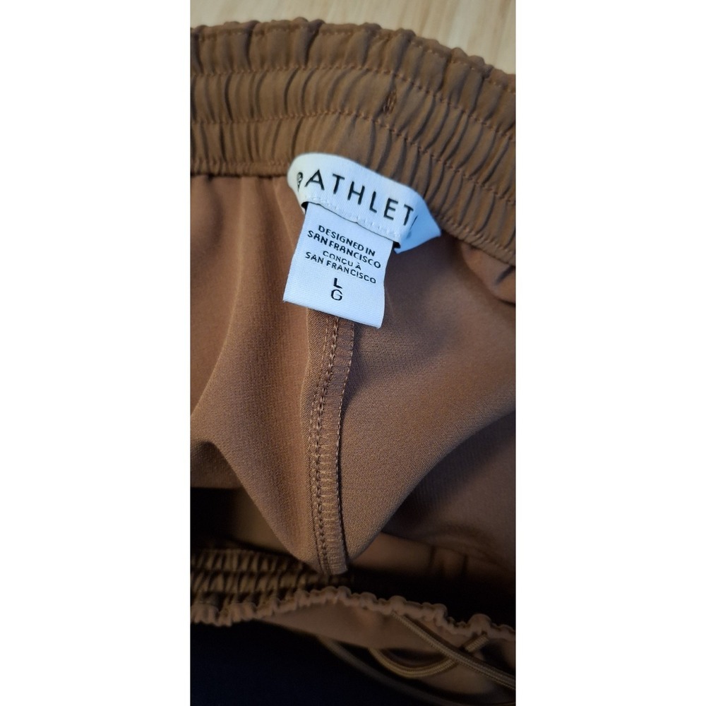 NWT Athleta Promenade Cargo Wide Leg Pant- Size Large Walnut Brown - Picture 4 of 9